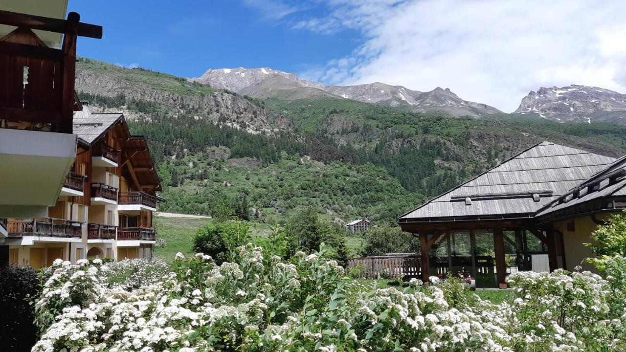 Appartements De La Chamoissiere Le Monêtier-les-Bains Eksteriør billede